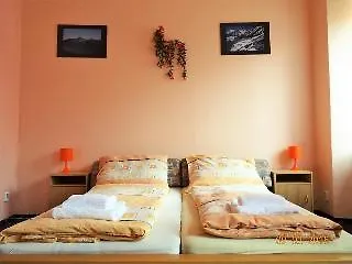 Hotel U Dvou Zlatych Klicu Прага